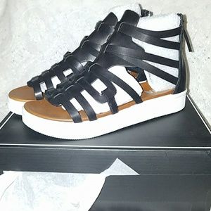 New in box MIA Shoes black gladiator sandals